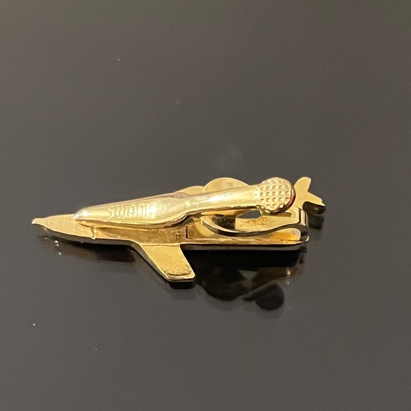 SWANK Vintage Gold Tone Airplane Tie Clip - Picture 3 of 9